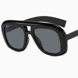 Stylish Black Sunglasses